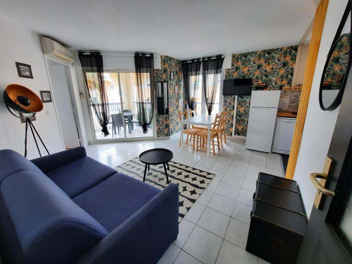 Апартаменты Coeur Marina Climatise Terrasse Parking Фрежюс Экстерьер фото
